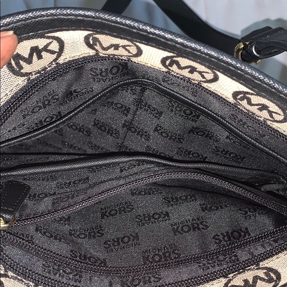 Shoulder bag - Picture 3 of 4